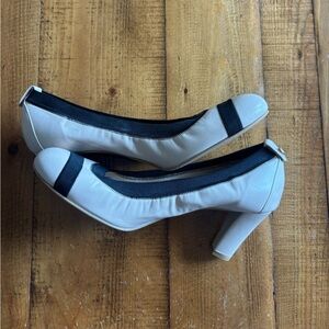 Stuart Weitzman Pumps